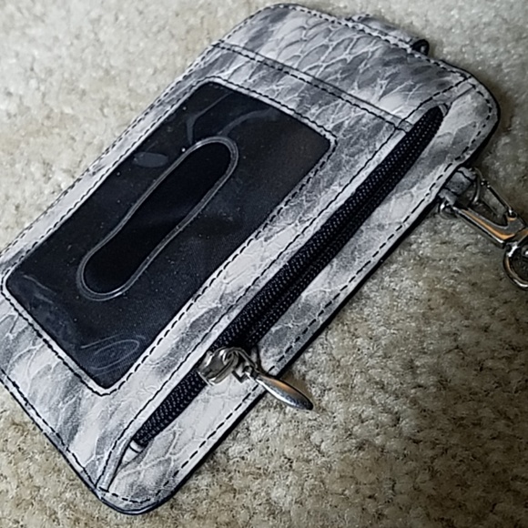 Phone case/wrislet - Picture 4 of 6